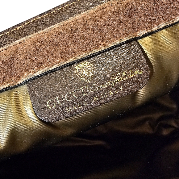 GUCCI CLUTCH - Picture 15 of 16